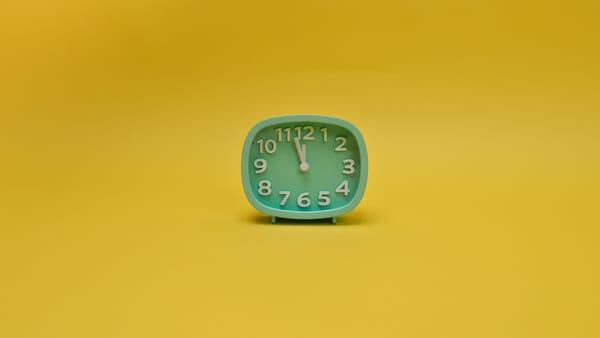 El cambio de hora y las consecuencias en tu salud, columna de opinión